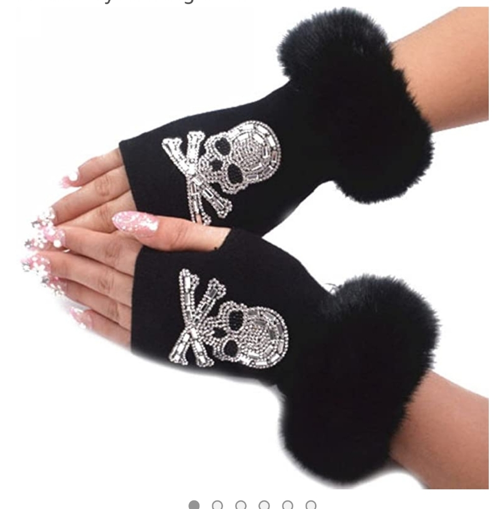 Fingerless.  Gloves